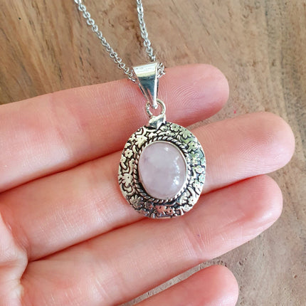 Rose Quartz Silver Necklace / Simple / Classic / Hypoallergenic / Boho / Inca / Ethnic / Hypoallergenic / Illuminati