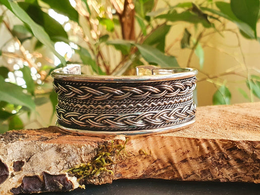 Small Silver Celtic Cuff Bracelet / Tribal / Mens Bracelet / Boho / Ethnic / Rustic / Bohemian / Hippie / Gypsy / Jewellery / Mens jewelery