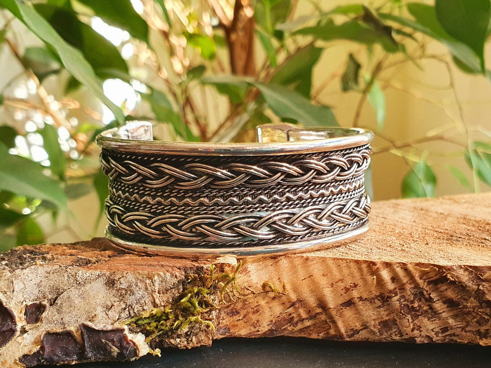 Small Silver Celtic Cuff Bracelet / Tribal / Mens Bracelet / Boho / Ethnic / Rustic / Bohemian / Hippie / Gypsy / Jewellery / Mens jewelery