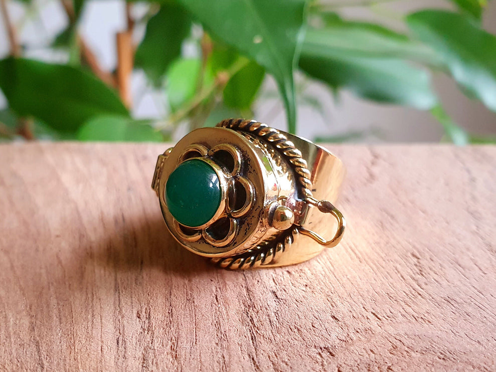 Gold Poison Ring / Brass & Green Onyx / Alchemy / Locket Ring / Boho / Bohemian / Rustic / Tribal / Gypsy / Festival / Healing / Festival