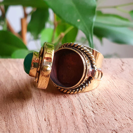 Gold Poison Ring / Brass & Green Onyx / Alchemy / Locket Ring / Boho / Bohemian / Rustic / Tribal / Gypsy / Festival / Healing / Festival