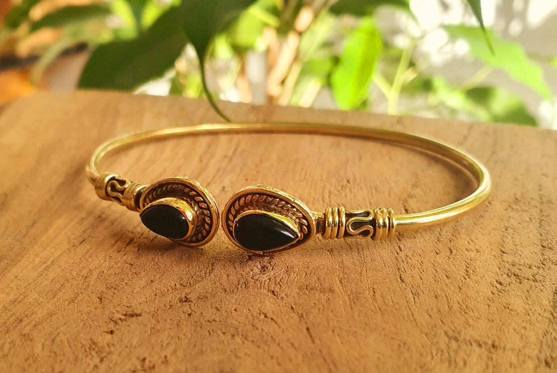 Bali Boho Brass Bracelet / Black Onyx / Bangle / Ethnic / Rustic / Bohemian / Hippie / Gypsy / Psy / Adjustable