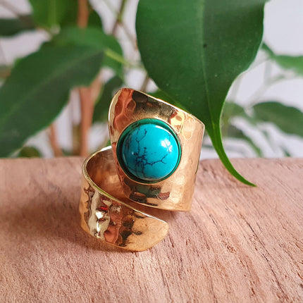 Ethnic style Brass & Turquoise Ring / Adjustable / Boho / Bohemian / Psy / Rustic / Tribal / Gypsy / Festival / Healing / Festival