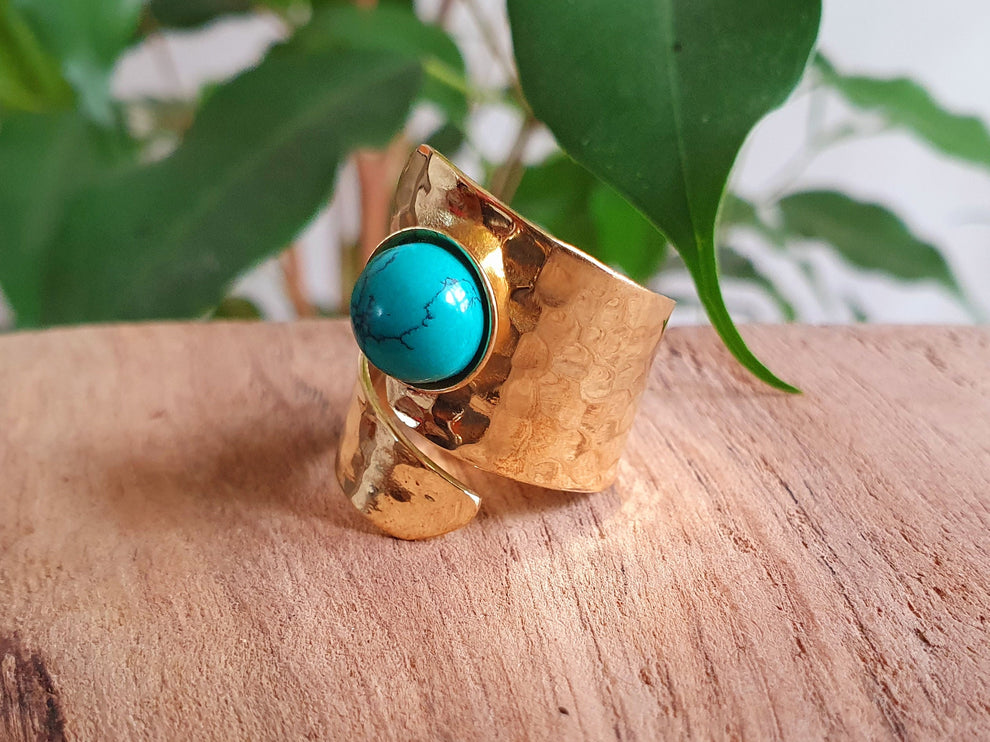 Ethnic style Brass & Turquoise Ring / Adjustable / Boho / Bohemian / Psy / Rustic / Tribal / Gypsy / Festival / Healing / Festival