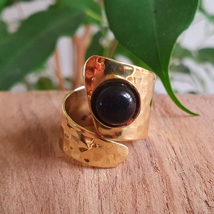 Ethnic style Brass & Black Onyx Ring / Adjustable / Boho / Bohemian / Psy / Rustic / Tribal / Gypsy / Festival / Healing / Festival