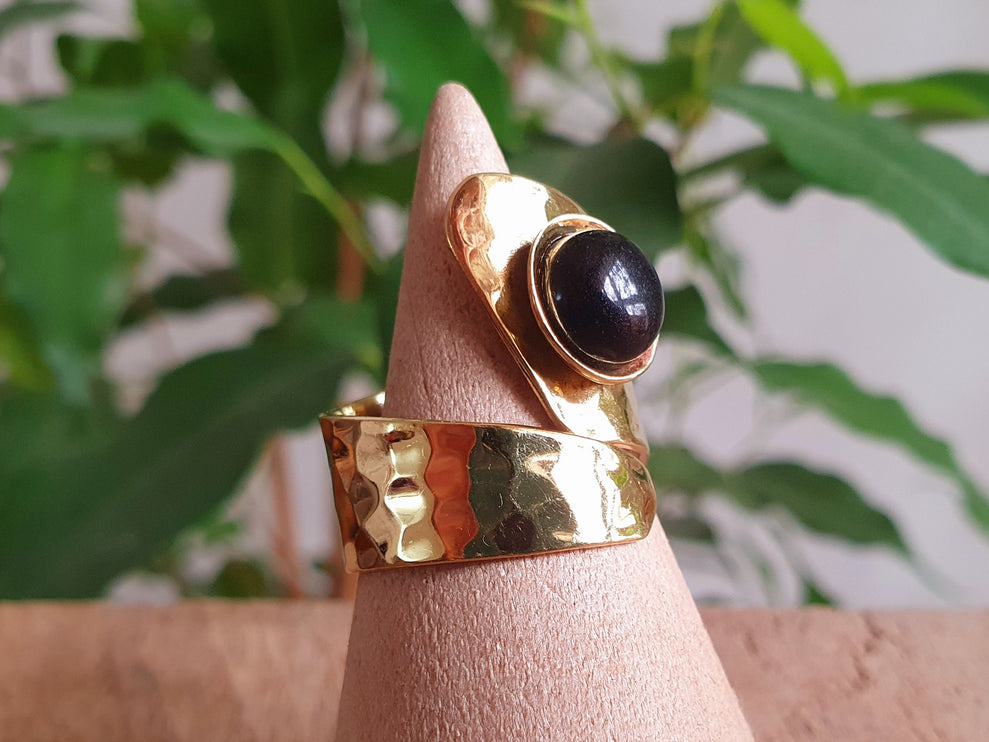 Ethnic style Brass & Black Onyx Ring / Adjustable / Boho / Bohemian / Psy / Rustic / Tribal / Gypsy / Festival / Healing / Festival