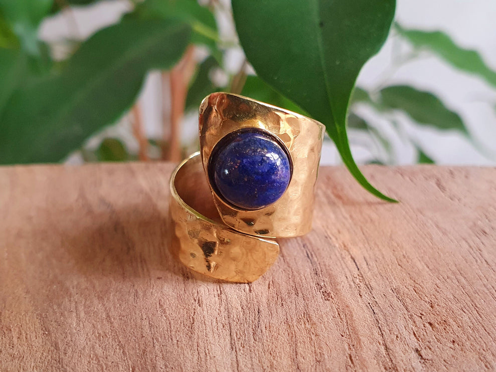 Ethnic style Brass & Lapis Lazuli Ring / Adjustable / Boho / Bohemian / Psy / Rustic / Tribal / Gypsy / Festival / Healing / Festival