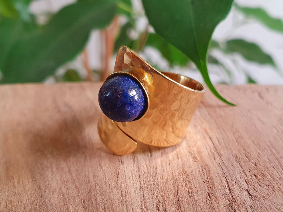 Ethnic style Brass & Lapis Lazuli Ring / Adjustable / Boho / Bohemian / Psy / Rustic / Tribal / Gypsy / Festival / Healing / Festival