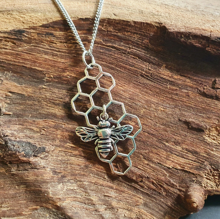 Bumble Bee & Honeycomb Necklace / Minimalist / Contemporary / Boho / Modern / Chic / Pretty / Chain / Nature