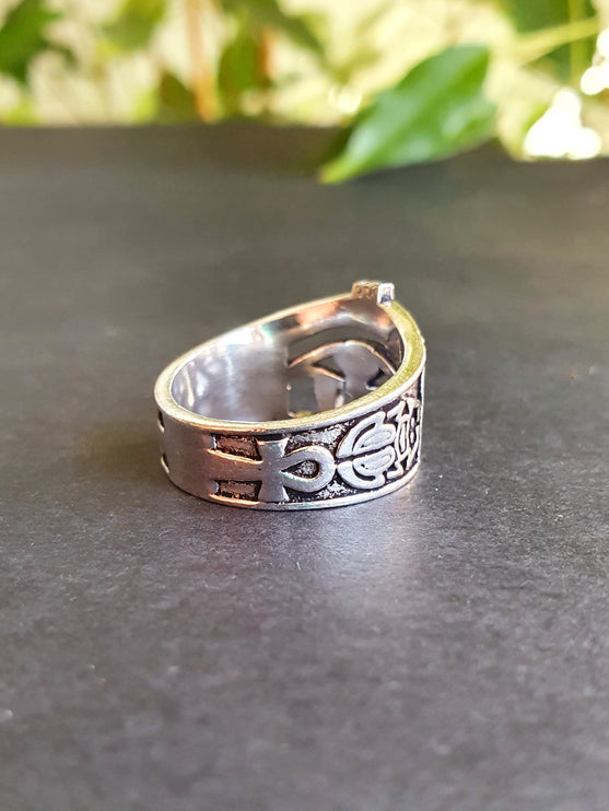 Eye of Horus Silver Ring / Ancient Egypt / Ra / Hieroglyphics / Ethnic / rustic, yoga, hippie, gypsy, pretty, psy, boho, bohemian, festival