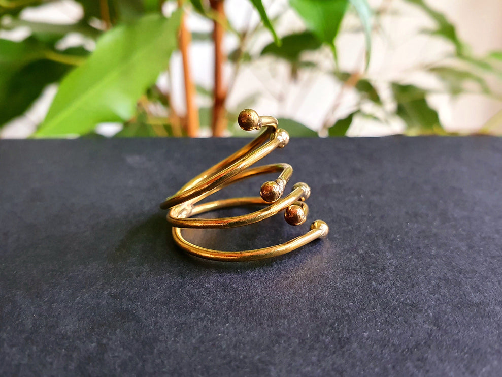 Minimaliste Brass Ring / Modern / Contemporary / Boho / Adjustable / Bohemian / Psy / Rustic / Tribal / Gypsy / Festival / Healing /