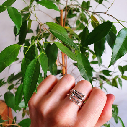 Minimaliste Silver Ring / Modern / Contemporary / Boho / Adjustable / Bohemian / Psy / Rustic / Tribal / Gypsy / Festival / Healing /