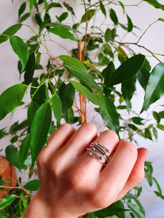 Minimaliste Silver Ring / Modern / Contemporary / Boho / Adjustable / Bohemian / Psy / Rustic / Tribal / Gypsy / Festival / Healing /