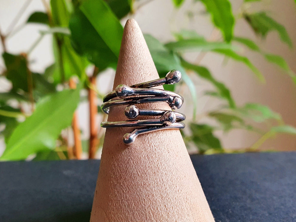 Minimaliste Silver Ring / Modern / Contemporary / Boho / Adjustable / Bohemian / Psy / Rustic / Tribal / Gypsy / Festival / Healing /