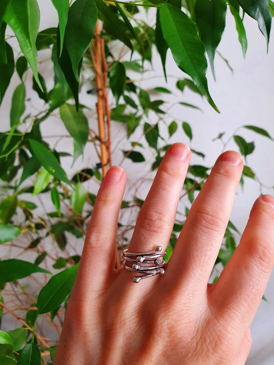 Minimaliste Silver Ring / Modern / Contemporary / Boho / Adjustable / Bohemian / Psy / Rustic / Tribal / Gypsy / Festival / Healing /