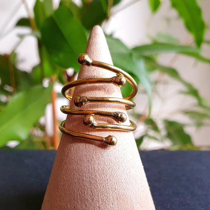 Minimaliste Brass Ring / Modern / Contemporary / Boho / Adjustable / Bohemian / Psy / Rustic / Tribal / Gypsy / Festival / Healing /