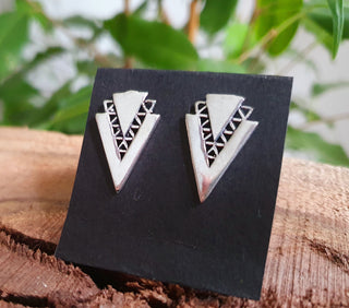 Contemporary Silver Minimalist Triangle Stud Earrings / Geometric Chic Ethnic Boho Bohemian Chic Gypsy Spiral Hippie Festival