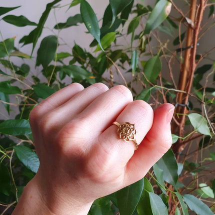 Mandala Flower Silver Ring / Flower Ring / Boho / Ethnic / Rustic / Festival / Tribal / Hippie / Gypsy / Psy / Thumb / Psy