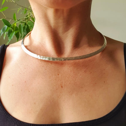 Hammered Silver Choker Necklace / Rustic / Gypsy / Lightweight / Boho / Tribal / Hippie / Rustic / Vegan /