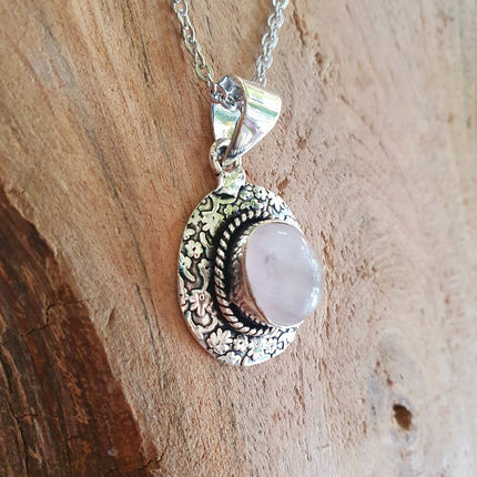 Rose Quartz Silver Necklace / Simple / Classic / Hypoallergenic / Boho / Inca / Ethnic / Hypoallergenic / Illuminati