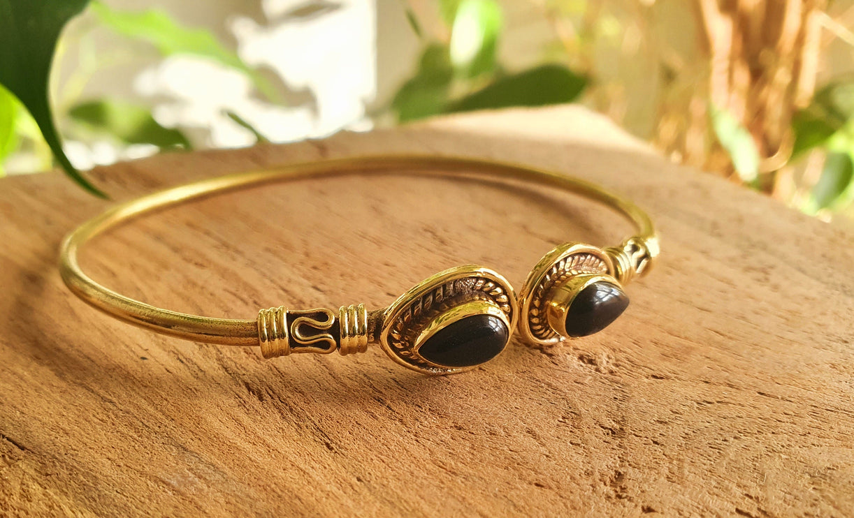 Bali Boho Brass Bracelet / Black Onyx / Bangle / Ethnic / Rustic / Bohemian / Hippie / Gypsy / Psy / Adjustable