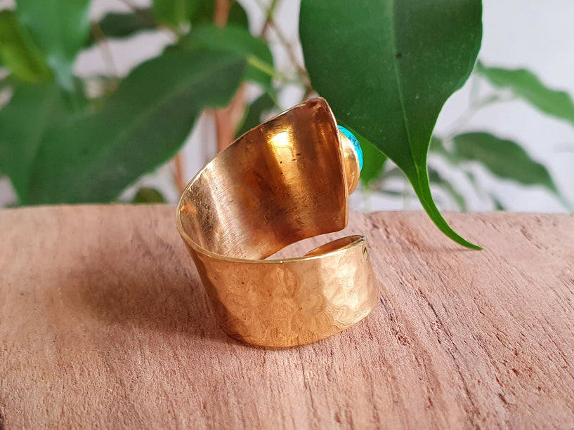 Ethnic style Brass & Turquoise Ring / Adjustable / Boho / Bohemian / Psy / Rustic / Tribal / Gypsy / Festival / Healing / Festival