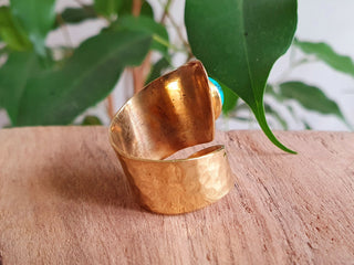 Ethnic style Brass & Turquoise Ring / Adjustable / Boho / Bohemian / Psy / Rustic / Tribal / Gypsy / Festival / Healing / Festival