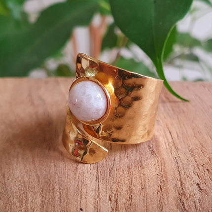 Ethnic style Brass & Moonstone Ring / Adjustable / Boho / Bohemian / Psy / Rustic / Tribal / Gypsy / Festival / Healing / Festival