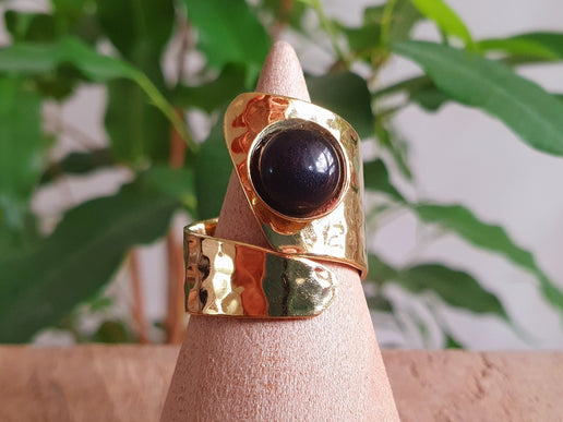 Ethnic style Brass & Black Onyx Ring / Adjustable / Boho / Bohemian / Psy / Rustic / Tribal / Gypsy / Festival / Healing / Festival