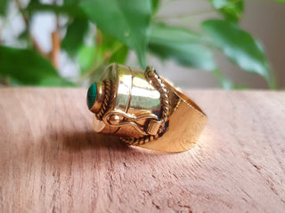 Gold Poison Ring / Brass & Malachite / Alchemy / Locket Ring / Boho / Bohemian / Rustic / Tribal / Gypsy / Festival / Healing / Festival 
