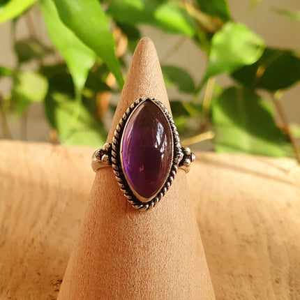 Ethnic style Silver & Amethyst Ring / Moon / Boho / Bohemian / Psy / Rustic / Tribal / Gypsy / Festival / Healing / Festival