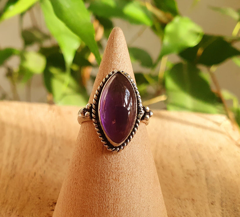 Ethnic style Silver & Amethyst Ring / Moon / Boho / Bohemian / Psy / Rustic / Tribal / Gypsy / Festival / Healing / Festival