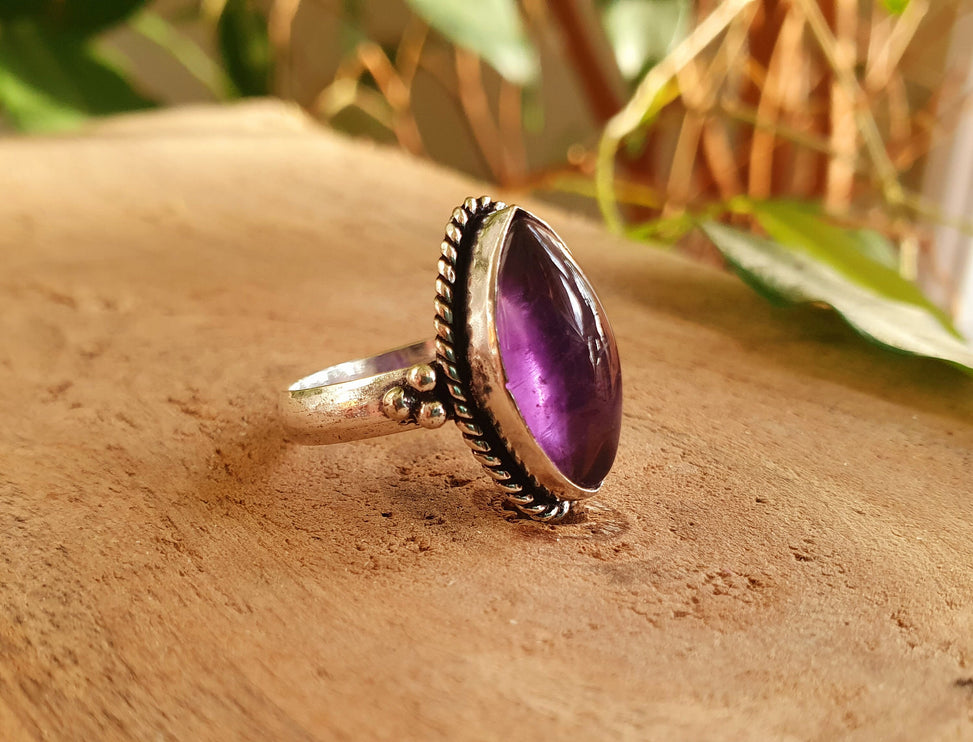 Ethnic style Silver & Amethyst Ring / Moon / Boho / Bohemian / Psy / Rustic / Tribal / Gypsy / Festival / Healing / Festival