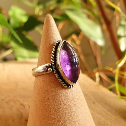 Ethnic style Silver & Amethyst Ring / Moon / Boho / Bohemian / Psy / Rustic / Tribal / Gypsy / Festival / Healing / Festival