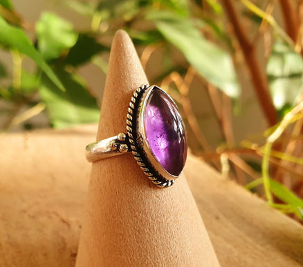 Ethnic style Silver & Amethyst Ring / Moon / Boho / Bohemian / Psy / Rustic / Tribal / Gypsy / Festival / Healing / Festival