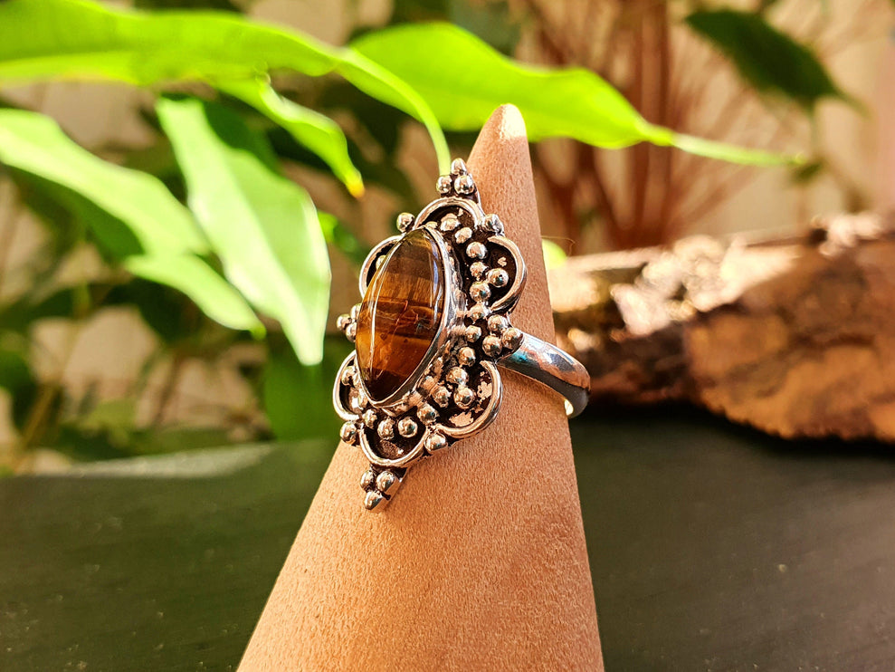 Bohemian style Tiger Eye and Silver Ring / Hippie / Boho / Ethnic / Rustic / Tribal / Gypsy / Festival / Healing / Festival / Small