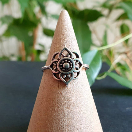 Mandala Flower Silver Ring / Flower Ring / Boho / Ethnic / Rustic / Festival / Tribal / Hippie / Gypsy / Psy / Thumb / Psy