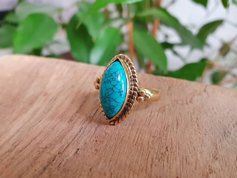 Bohemian style Turquoise and Brass Ring / Hippie / Boho / Ethnic / Rustic / Tribal / Gypsy / Festival / Healing / Festival / Birth Stone