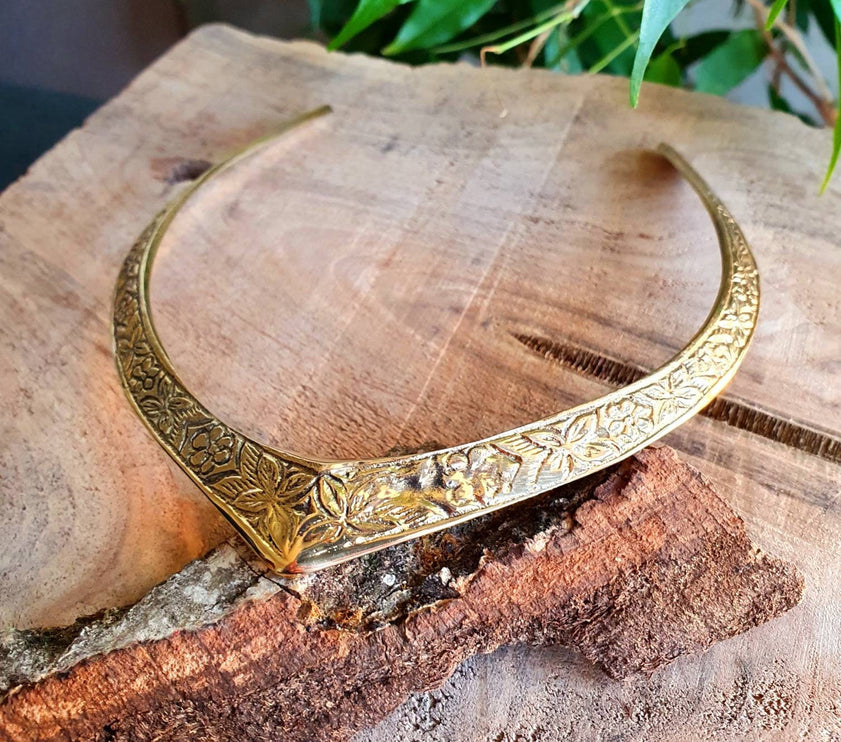 Ethnic Choker Brass Necklace / Rustic / Gypsy / Lightweight / Boho / Tribal / Hippie / Rustic / Vegan / Aztec