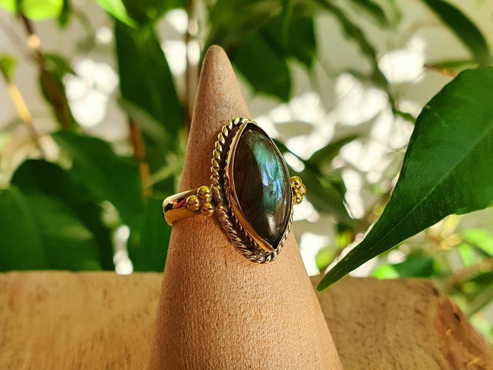 Labradorite Ring Ethnic style Brass / Boho / Bohemian / Psy / Rustic / Tribal / Gypsy / Festival / Healing / Festival