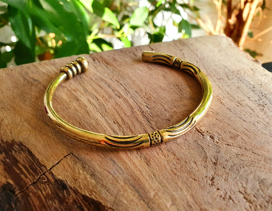 Tuareg Mens Brass Bracelet / Tuareg Jewelry / Cuff / Large Size / Unisex / Boho / Ethnic / Bohemian / Medieval / Gypsy / Geometric /