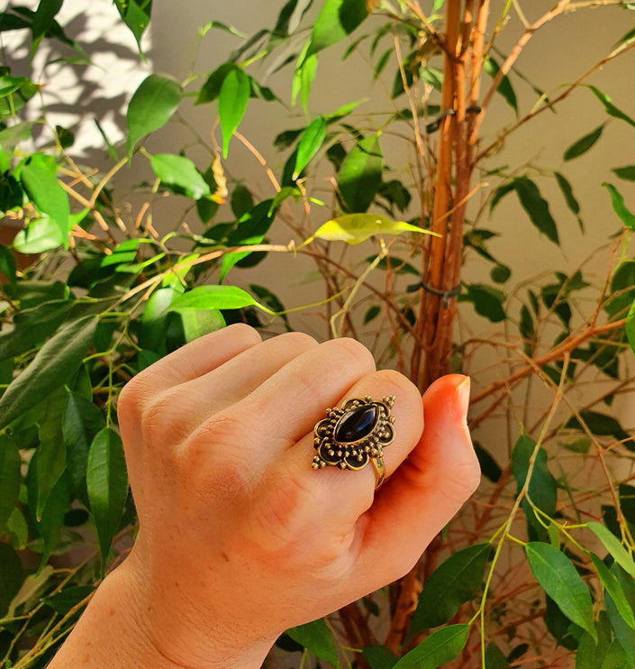 Black Onyx Ring / Bohemian / Ethnic / Festival / BirthStone / Gypsy / Tribal / Boho / Hippie / Festival / Rustic / Psy