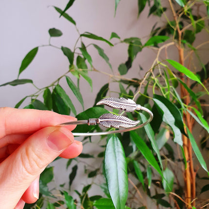 Silver Feather Bracelet / Bangle / Brass / Nature / Birds / Garden / Ethnic / Rustic / Bohemian / Hippie / Gypsy / Jewellery / Adjustable