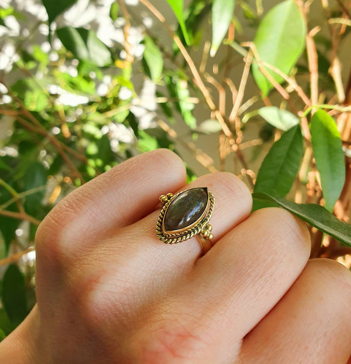 Labradorite Ring Ethnic style Brass / Boho / Bohemian / Psy / Rustic / Tribal / Gypsy / Festival / Healing / Festival