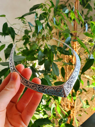 Ethnic Silver Choker Floral Design Necklace / Rustic / Gypsy / Lightweight / Boho / Tribal / Hippie / Rustic / Vegan / Aztec