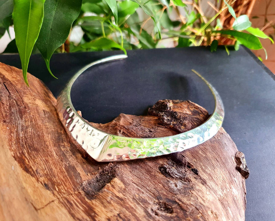 Hammered Silver Choker / Rustic / Gypsy / Lightweight / Boho / Tribal / Hippie / Rustic / Vegan /