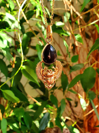 Golden Scarab Necklace / Black Onyx / Talisman / Third Eye / Hypoallergenic / Brass / Boho / Inca / Ethnic / Illuminati