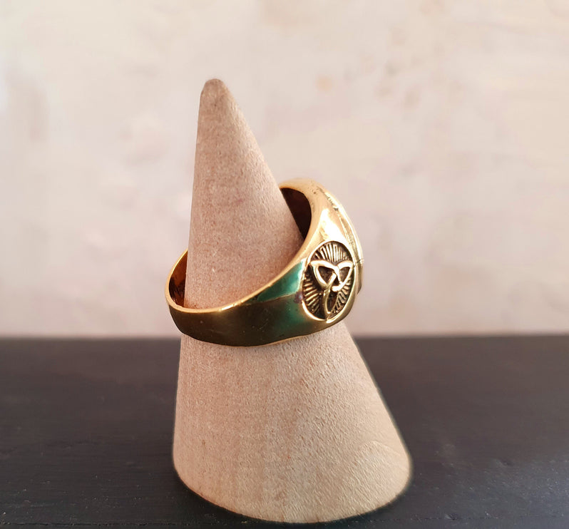 Golden Eye of Providence Ring / Mens Ring / Illuminati / Signet Ring / Third Eye / Boho / Ethnic / Rustic / Gypsy / Psy / Thumb / Psy