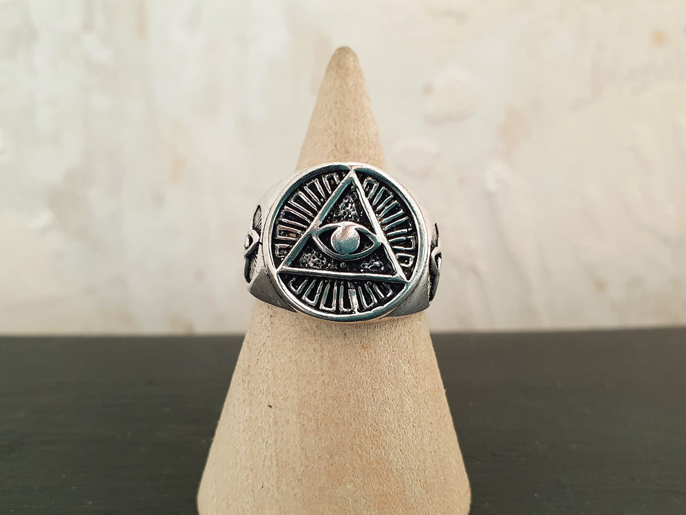 Silver Eye of Providence Ring / Mens Ring / Illuminati / Signet Ring / Third Eye / Boho / Ethnic / Rustic / Gypsy / Psy / Thumb / Psy