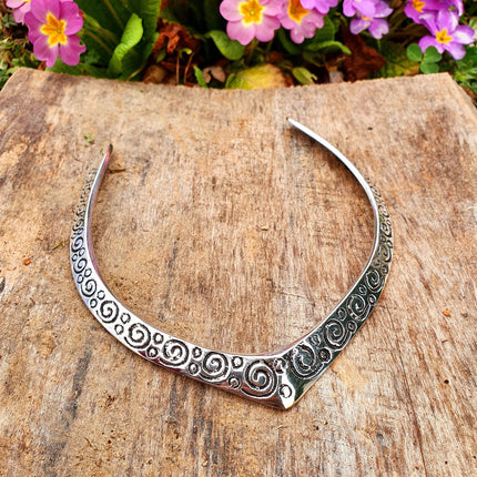 Ethnic Choker Silver Necklace / Rustic / Gypsy / Lightweight / Boho / Tribal / Hippie / Rustic / Vegan / Aztec